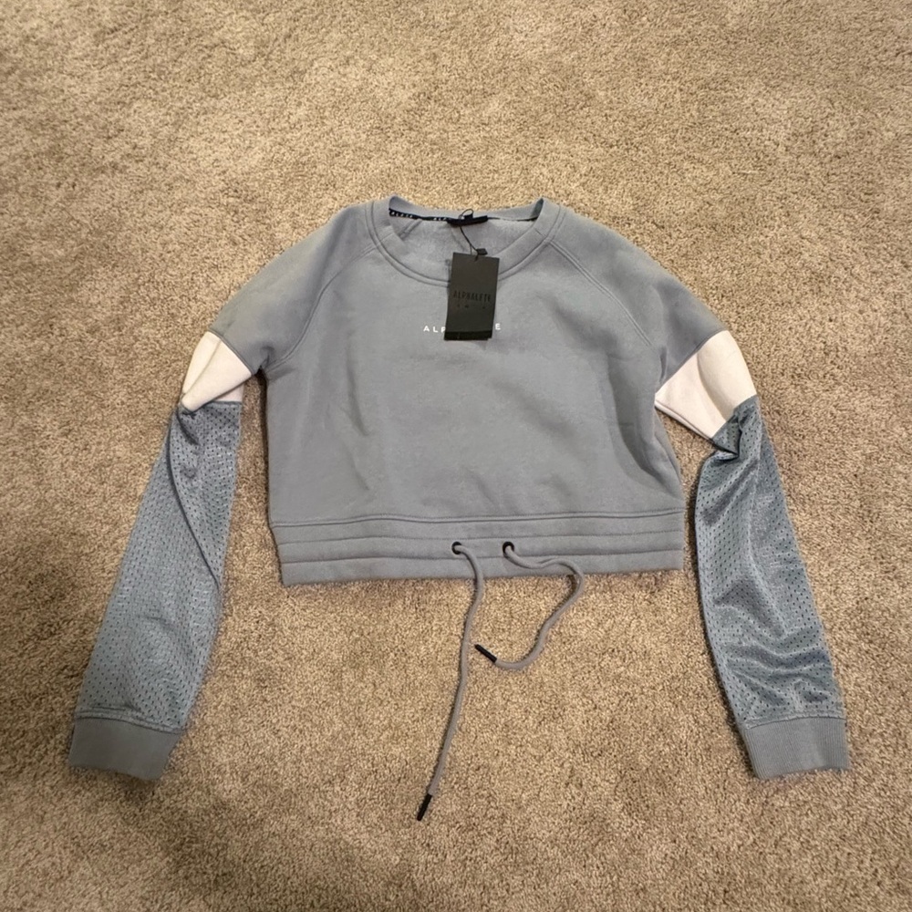 Alphalete Cropped Sweatshirt – NWT